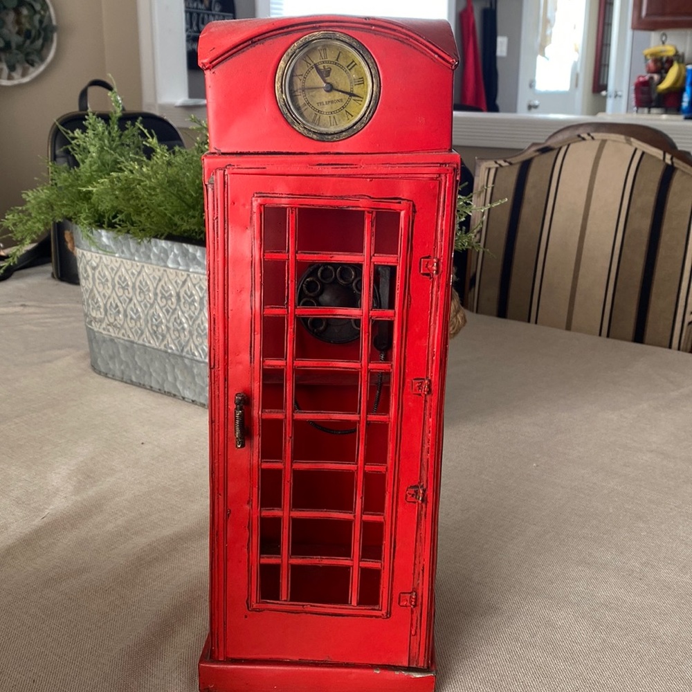 Decorative telephone booth.